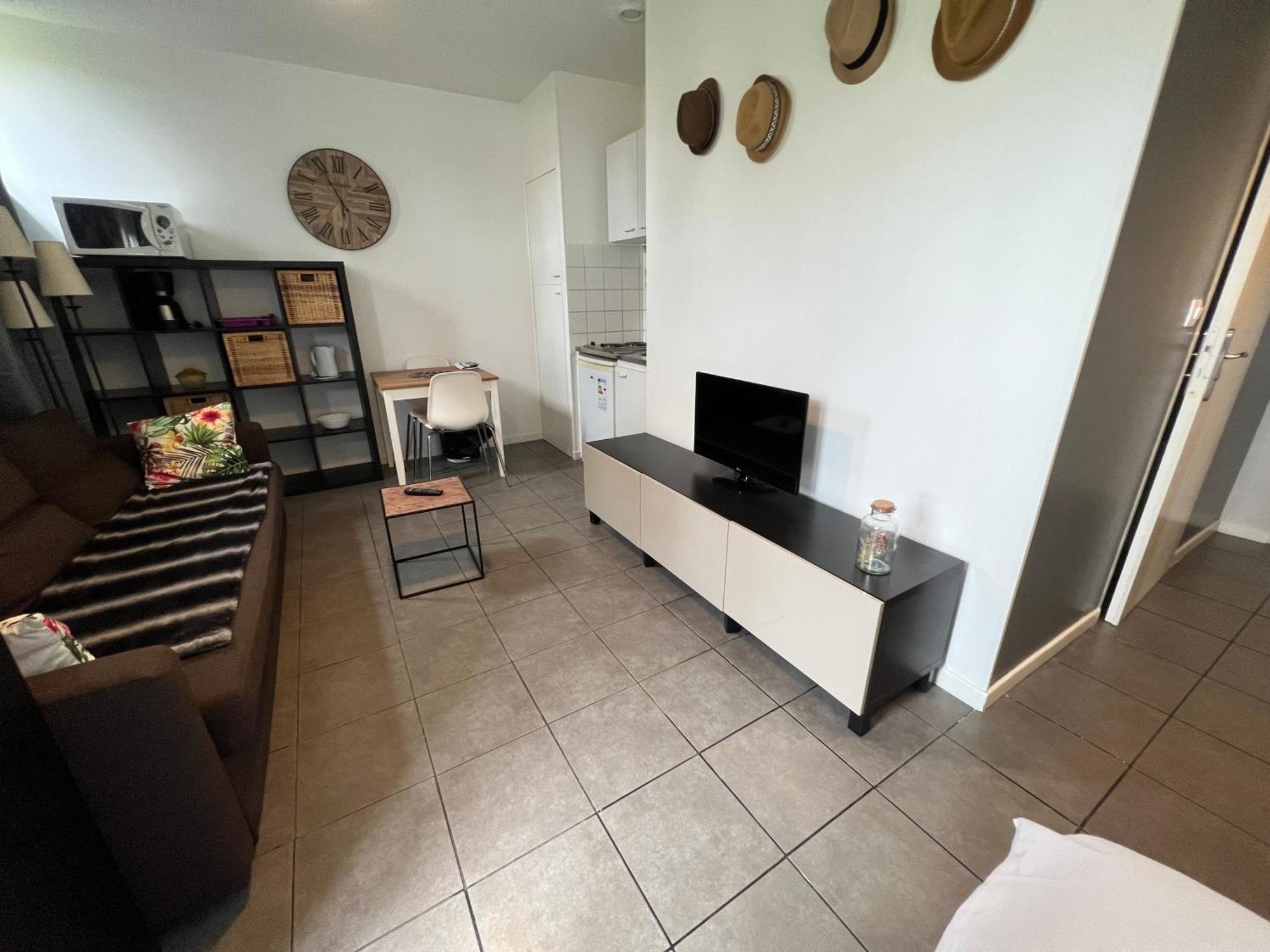 La Paille Metz Luxembourg Parking Un-Sejour-A-Part公寓 外观 照片